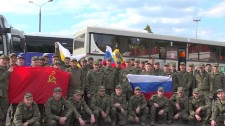 Moscow and Kiev begin record prisoner swap (VIDEO)