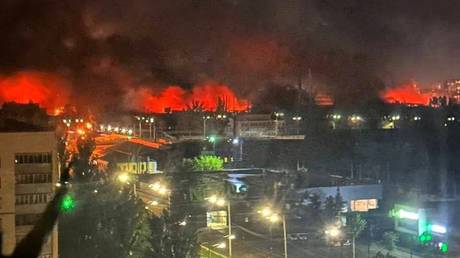 Ukraine reports major Russian strike on Kiev