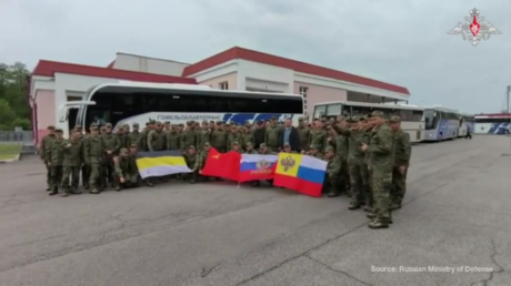 Russia and Ukraine complete largest POW swap ever