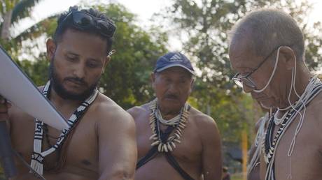 Amazon tribe sues NYT over ‘porn addicts’ claim – media