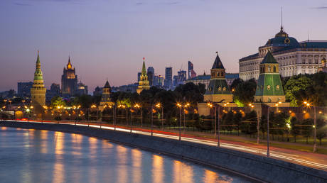 Kremlin reacts to West lifting limits on long-range weapons for Ukraine