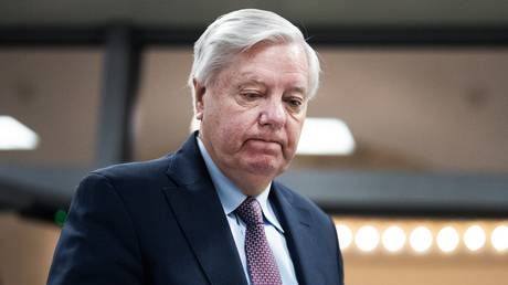 US senator pushes mega-tariffs on Russia’s partners