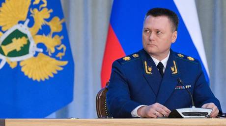 Top Russian prosecutor visits Laos