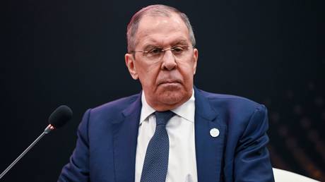 Russia seeks improved India-China ties amid NATO ‘provocations’ – Lavrov