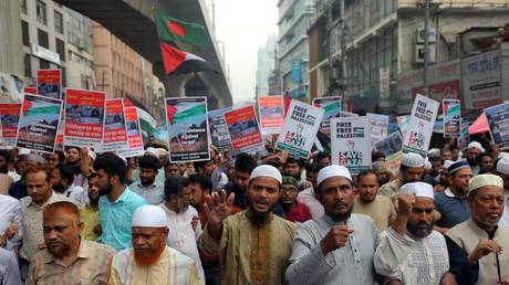 Bangladesh’s top court lifts ban on largest Muslim party