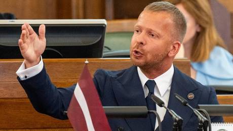 EU state’s parliament expels MP for speaking Russian