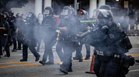 Australian journalist shot with rubber bullet during Los Angeles riots (VIDEO)