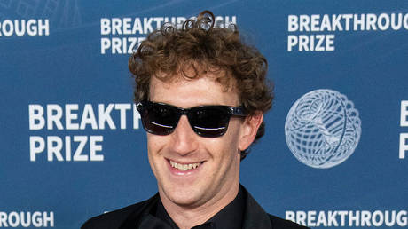 Zuckerberg goes all in on ‘superintelligence’ lab – Bloomberg