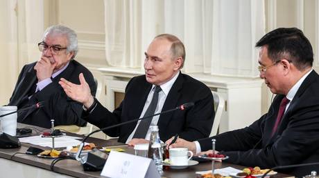 Putin reveals pitfalls of potential meeting with Zelensky