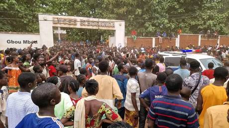 Dozens killed in high school stampede in African country (VIDEO)