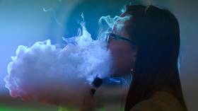 Russian MPs back complete ban on vapes