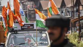 India’s and Pakistan’s ‘dueling’ delegations land in Washington