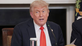 Trump threatens to sanction both Russia and Ukraine
