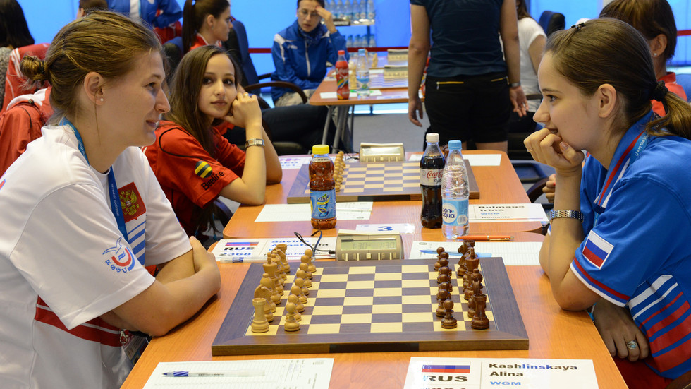 Russian return to chess triggers European complaints — RT World News