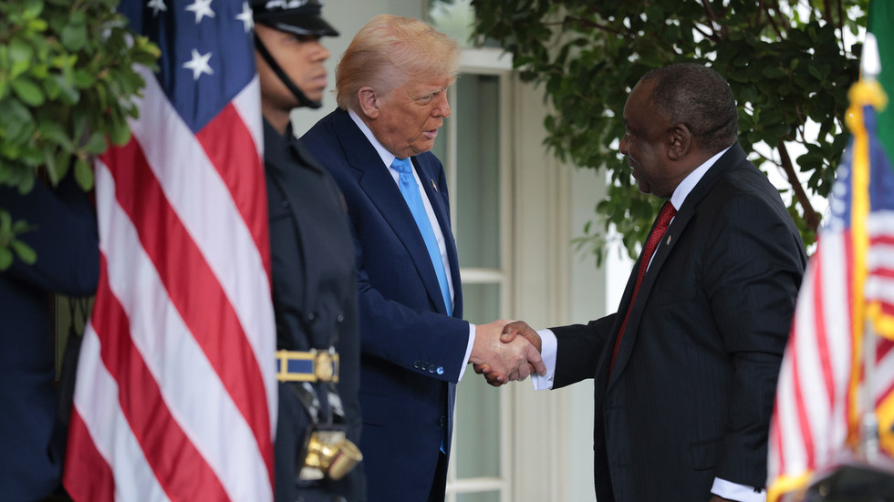 Zimbabwe urges South Africa to resist US pressure