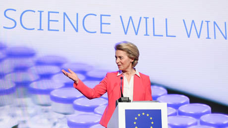 Dozens of MEPs ready to vote ‘no confidence’ in von der Leyen – media