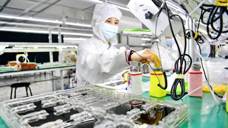 iPhone maker sends India-based Chinese employees home – Bloomberg