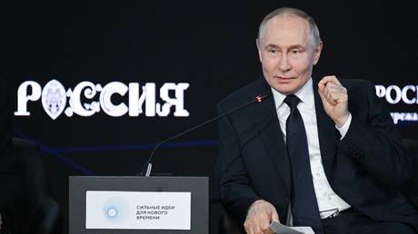 Putin suggests ‘fashionable trend’ in Russia