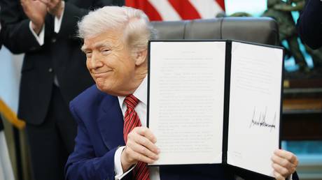 WATCH LIVE: Trump signing Big Beautiful Bill