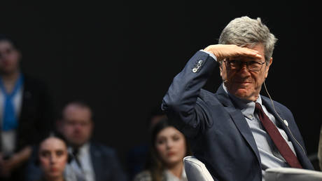 Covid ‘almost surely’ made in US lab – Jeffrey Sachs
