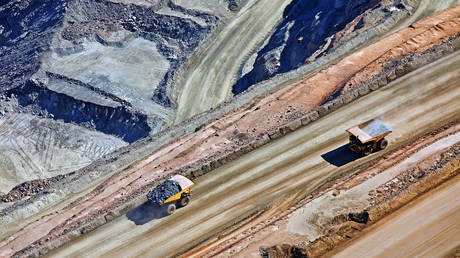 China buying up mines globally – FT