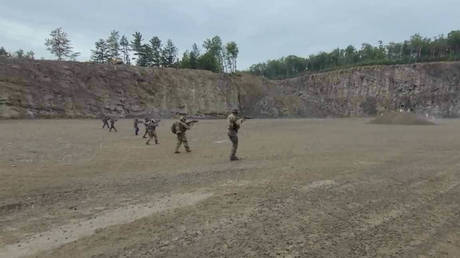 Servicemen arrested in Canada over ‘terrorist’ plot