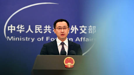 China hits back at US over Russia sanctions bill 