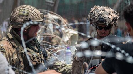 Over 100 British spies and commandos exposed in data leak