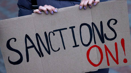 Brussels plays catch-up with Moscow’s post-sanctions economy
