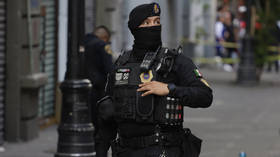 Mexican drug cartel hacked FBI phone to kill informants – report