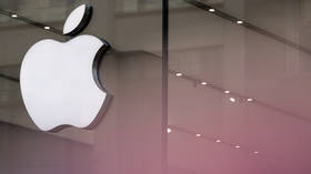 Putin takes action against Apple