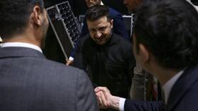 Zelensky moves to retain presidential powers