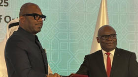 DR Congo and rebels pledge to sign peace deal