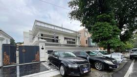 Police bust fake embassy near New Delhi