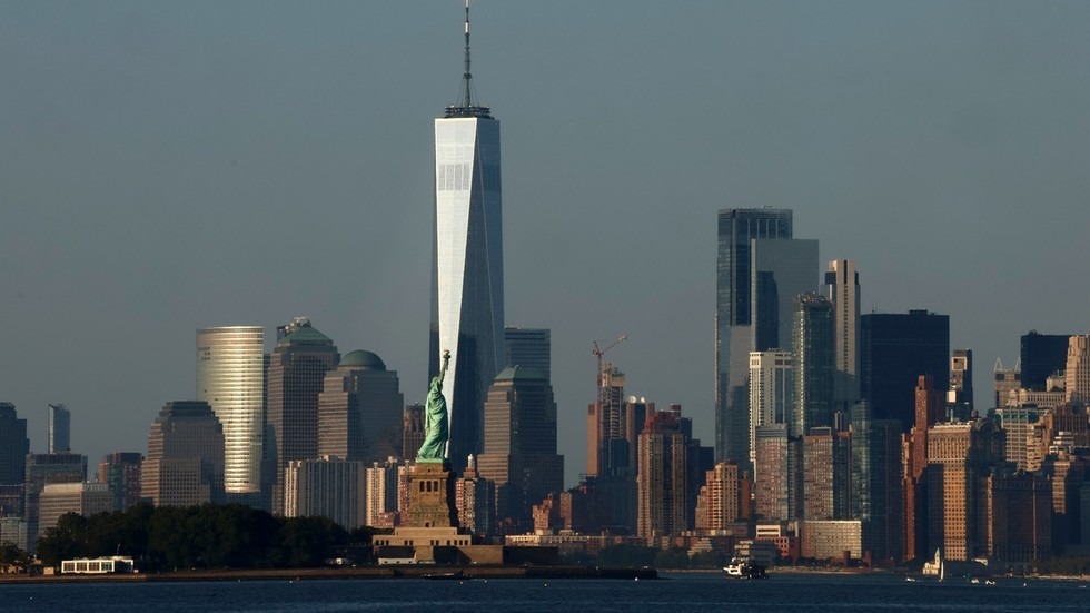 Deprem sallıyor New York City – RT World News