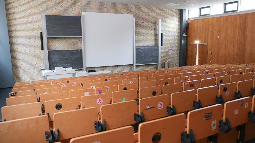 Youth share of German population hits record low