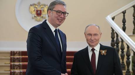 Vucic expects to meet Putin next month