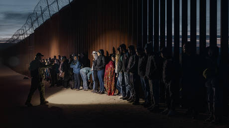 African state agrees deal with US to accept deported migrants – Reuters