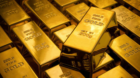 Niger takes control of gold mine from Australian operator