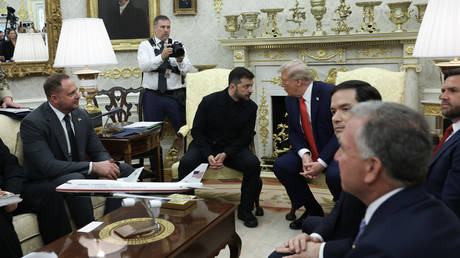 ‘We are ready for trilateral meeting’ – Zelensky
