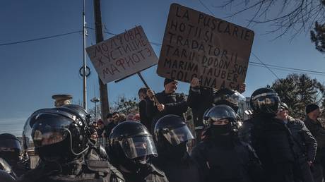 Moldova’s EU path built on eroding democracy – analyst