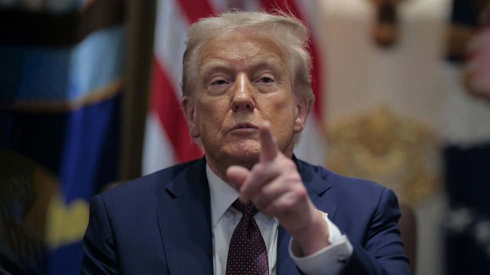 World News: ट्रम्प ने यूरोपीय संघ को ‘अनुचित’ $ 3.5bn Google पर धमकी दी – INA NEWS