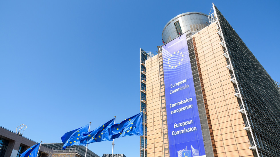 World News: यूरोपीय संघ रूस पर चीन को मंजूरी दे सकता है – फीट – INA NEWS