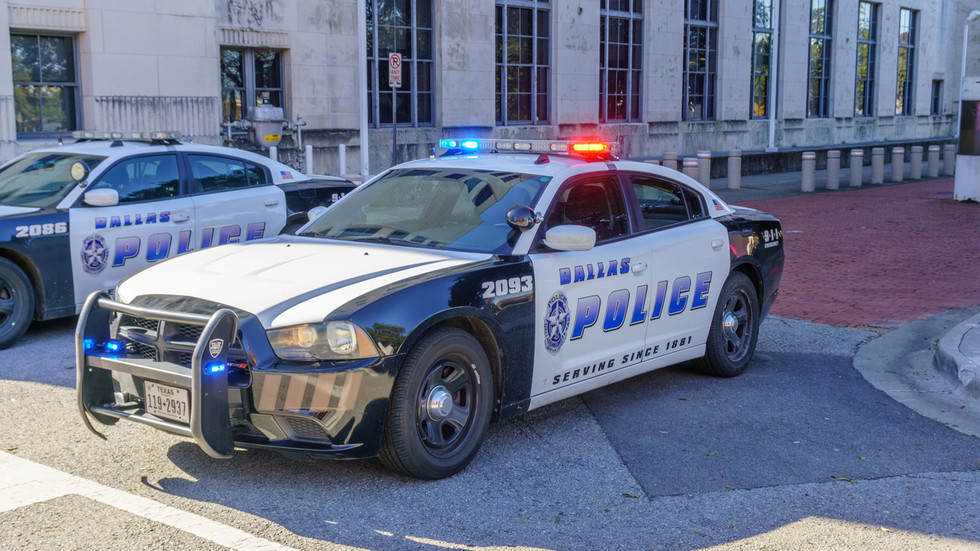 World News: स्निपर ने यूएस इमिग्रेशन फैसिलिटी में कथित तौर पर बंदियों को गोली मार दी – मीडिया – INA NEWS