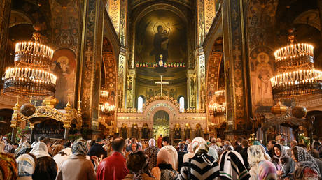 Ukrainian authorities want largest Christian church banned