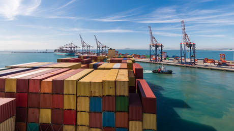 South Africa strengthening trade ties with India