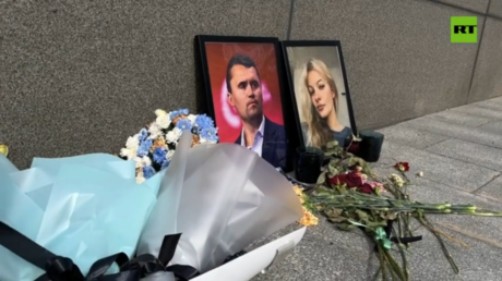 Makeshift memorial to Kirk and Zarutska appears in Moscow (VIDEO)
