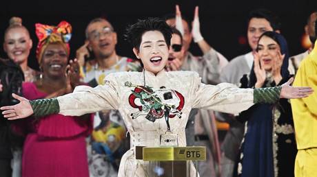 Vietnam wins revived Intervision song contest in Moscow