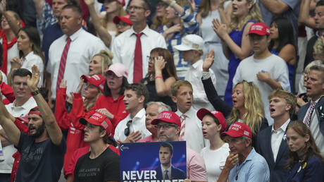 Charlie Kirk’s memorial underway in Arizona (VIDEOS)