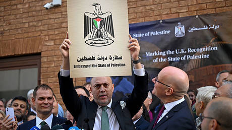 Fyodor Lukyanov: Western Europe’s political theatre risks inflaming the Middle East